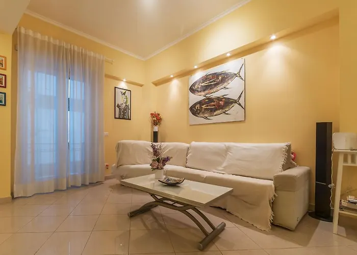 Lovely Flat Marconi District Rom